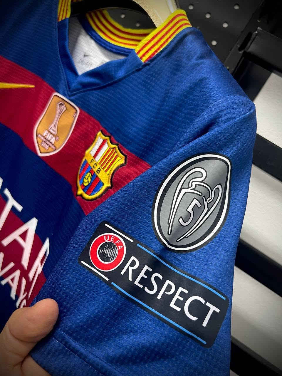 الكلاسيك وجماله 
😍😍😍😍😍😍😍
تيشيرت برشلونه    الكلاسيك الجميل 

خام بسكوته اورجنال  مستورد ❤️❤️
تطريز ديجتال  🔥🔥🔥
المقاسات/M_L_XL_2XL
للطلب:  01006385510
متاح كمياااات محدوده الحق اطلب🔥


**إذا كنت صاحب هذا الإعلان وتريد حذفه لأي سبب، رجاءا أرسل رسالة إلى الدعم الفني**