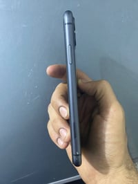 آيفون 11 • بطاريته معلايه • بغداد