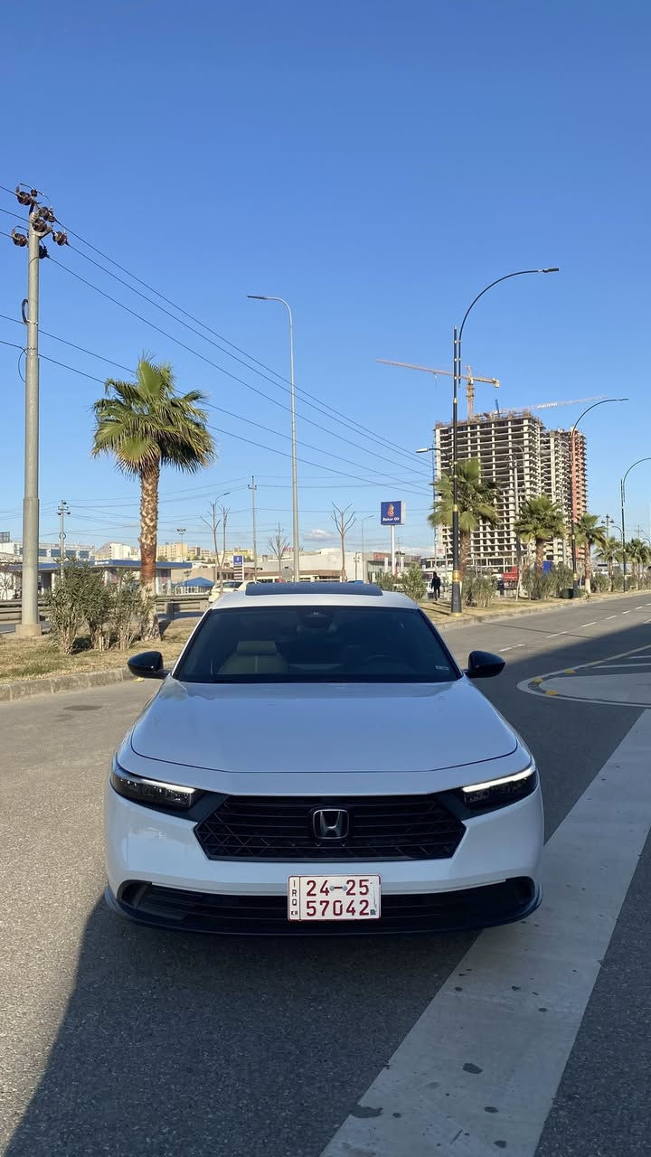 HONDA ACCORD, HYBRID SPORT
هوندا اكورد هايبرد فول مواصفات لون ابيض ثلجي موديل 2023 مكينة عشرين هايبرد ماشي 28 الف ميل 

مواصفات : 
*بصمة 
*سلايد
*شاشة جبيرة 
*اربع وضعيات قيادة 
*هندبريك دكمة 
*بريك اوتو هولد 
*كروز سرعة 
*مثبت مسار 
*كشن كهرب 
وباقي مواصفات المعروفة 

السيارة بيها ربع جاملغ خلفي وربع قبغ صندوق بدون ايرباك بجم كبس 

السيارة مكانها دهوك معارض الجديدة 

السعر : 216 $ ومجال بسيط 

للاستفسار الاتصال على الرقم 
***********
