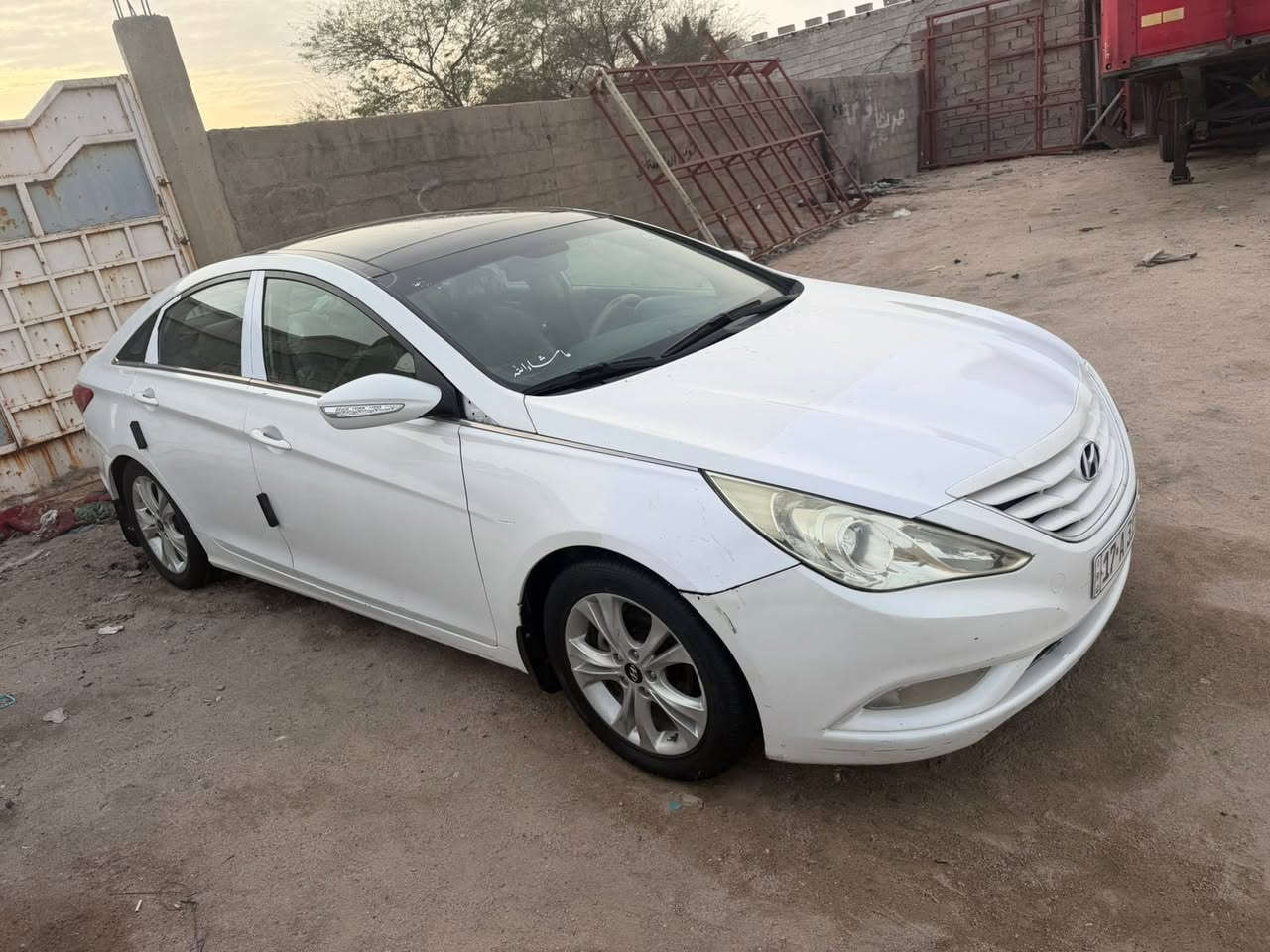 سوناتا خليجي 2011
فول مراصفات ١/١ 
سيارة كفالة من الضربة وبيها رشات صبغ بسيطة
جاهزة سيارة بكامل من حدادة وتخم تاير وتبريد
رقم مثنى مميز الرقم الدولي شرط التحويل
مكينة دوش 2400 كفالة من الفتح 
رايدها ب 100 وبيها مجال بسيط 
لأستفسار الاتصال على
***********
