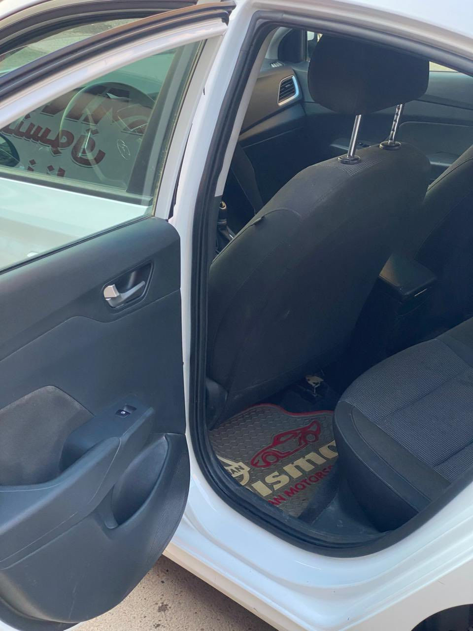 السلام عليكم 
اكسنت ٢٠٢٢ السياره معوقين حادثها موضح بالصور بدون دواخل موجود صاحب السنويه وكاله خاصه او عامه 
مواصفات عاديه ماشيه ٥٨ الف 

العنوان :حي الجهاد 
 للاستفار اكثر ***********
