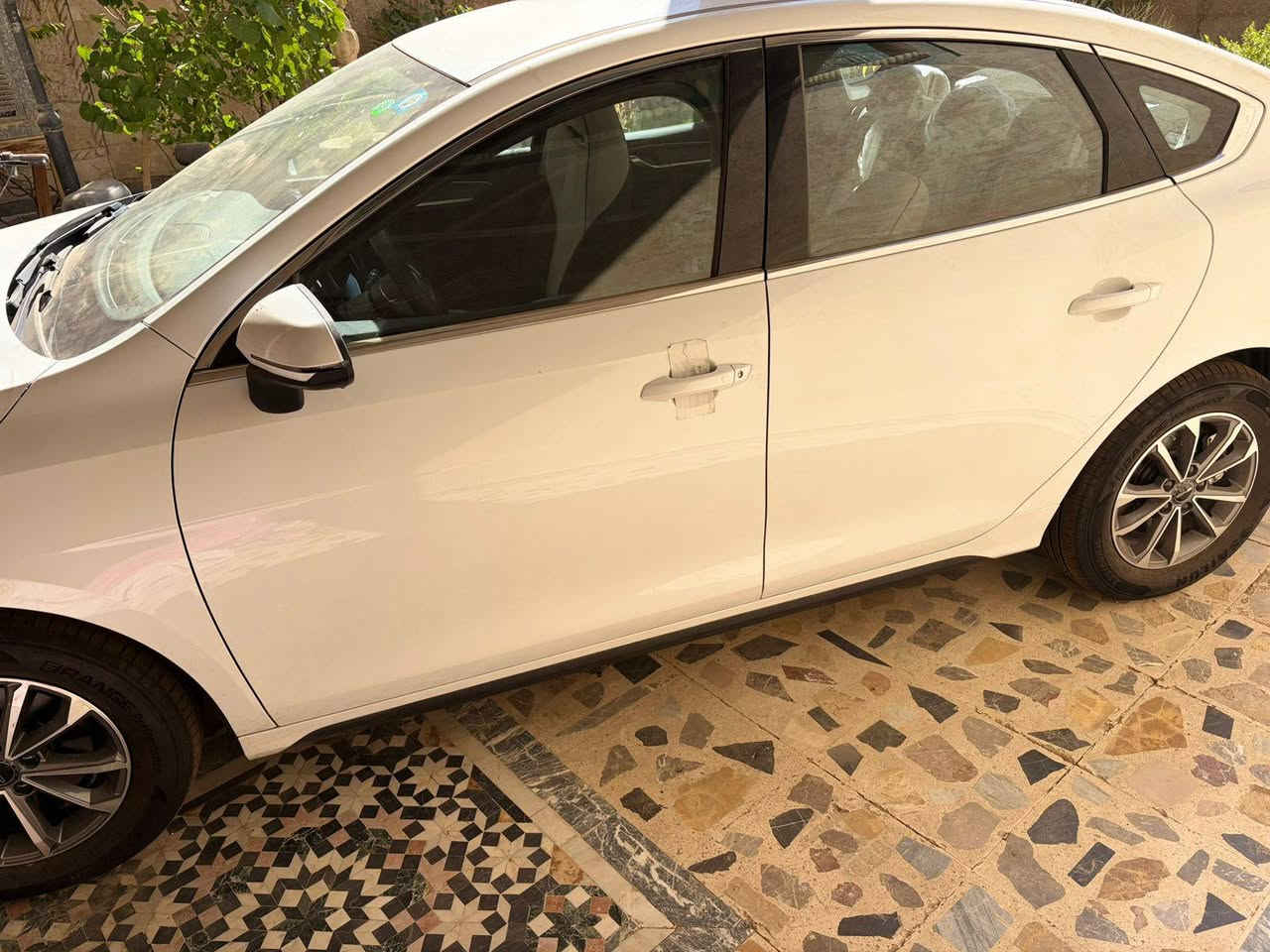 بي واي دي ديستروير
اخت الزيرو ماشية 3900
مواصفات ستندر 
رقم بغداد انكليزي تحويل ثاني يوم 
سعره 20500 
للاتصال أو واتساب 
***********
