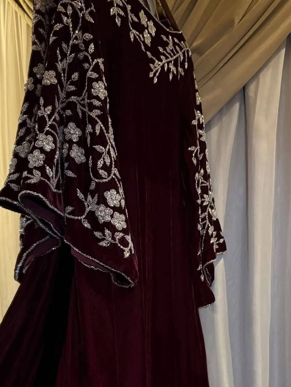 تتحط في المتحف من حلاوتها اقسم بالله🔥🔥🔥
للطلب والحجز من هنا Lely Store ��


**إذا كنت صاحب هذا الإعلان وتريد حذفه لأي سبب، رجاءا أرسل رسالة إلى الدعم الفني**