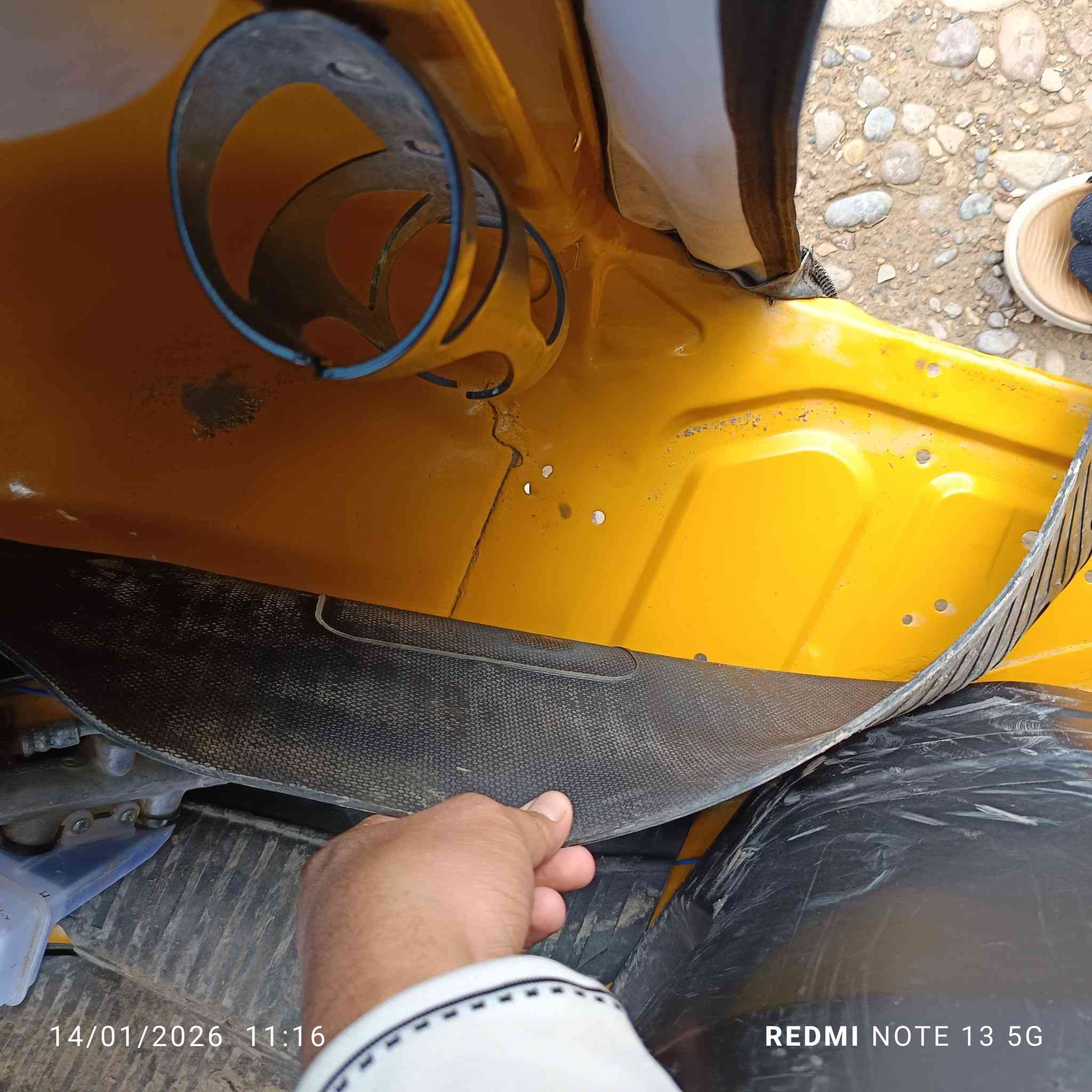 سلام عليكم تكتك للبيع مديل 21 اي خياس مابيهه 
بيهه راشات قليله 
سعر 7750
مكان ديالى دلي عباس 
ه‍ ***********
