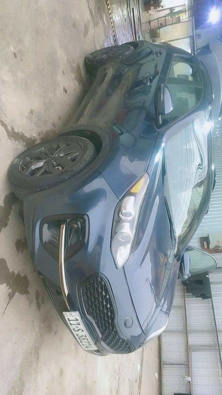 سلام عليكم كيا سبورتج موديل ٢٢ وارد أمريكي ماشيه ٣٨
بأسمي سياره فول مواصفات للأخير ماعد البصمه
بنوراما كشنات جلد تدفئه تبريد حادثه مرفق مع صور جاملغ بارد راجع وكاله وقبق جنطه صبغ على كلمت سبورتج فقط سياره جديده وبلعافيه على ياخذه عنواني بغداد الشعب السعر ١٧٧   ***********
