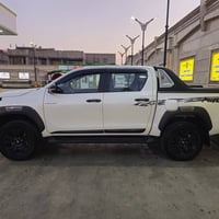 للبيع تيوتا هايلوكس🛻 4 سلندر  بانزين  ادفنجر 2018  استيراد خاص فول موا...