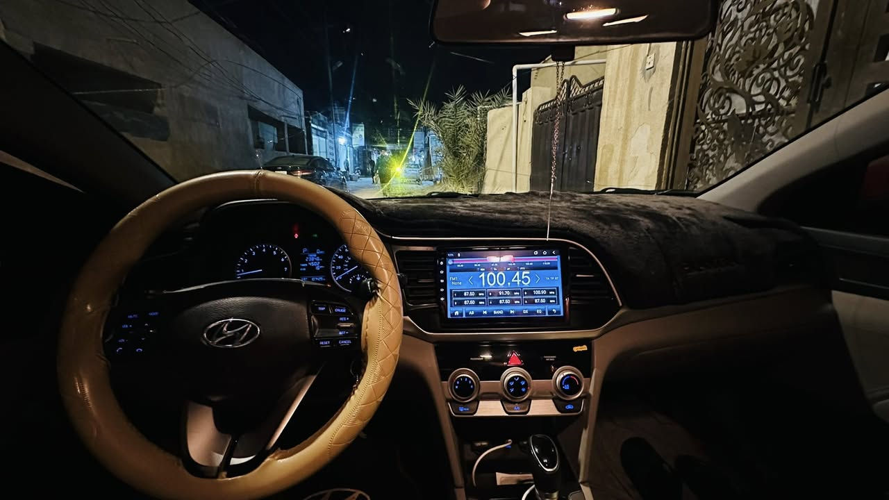 السلام عليكم
النترا ٢٠١٩ للبيع او مراوس وارد امريكي
حادثه جاملغ بصفحه السايق طاك ايرياك 
محرك ٢٠٠٠ ماشيه ١٠٠ 
سياره نضيفه جدا
رقم تلفون/ ***********
