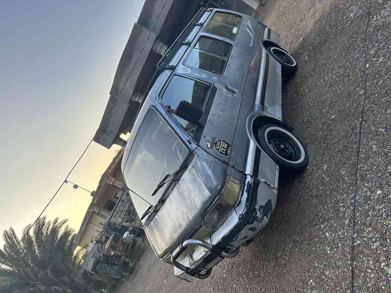 السلام عليكم كيا بستا موديل 94 السيارة بسمي بغداد سنويتها تنتهي بسنة 2027 السيارة مابيها قطرت معجون او صبغ خياسات ملكطهن كاعيتها جديدة و مزفتة دشومتها زينة سفاري من الدعامية للدعامية تنتة مدوشمها تخم تاير كهربائيات شغالة السعر ٤٠و بيها مجال قليل تريد تحويل او وكالة السيارة مصفرة هيئة عيلها غرمات مليون ونص اكطعهن من السعر مكاني بغداد الرضوانية رقم الموبايل ***********
