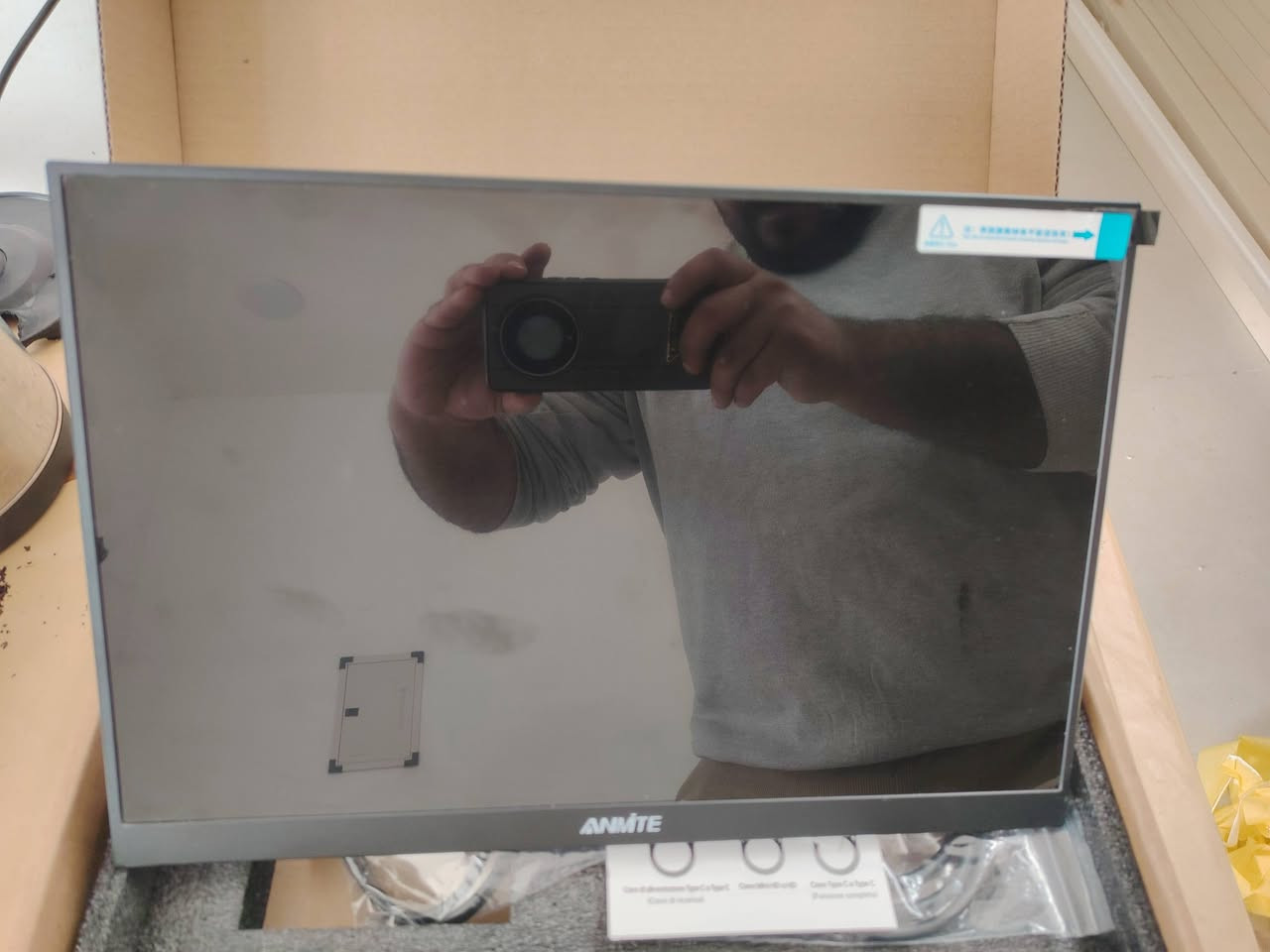 شاشه فول HD
شاشه مرتبه المواصفات كله مذكوره بالصور
 السعر مع التوصيل ٥٥
للحجز
مراسله الرقم
***********
