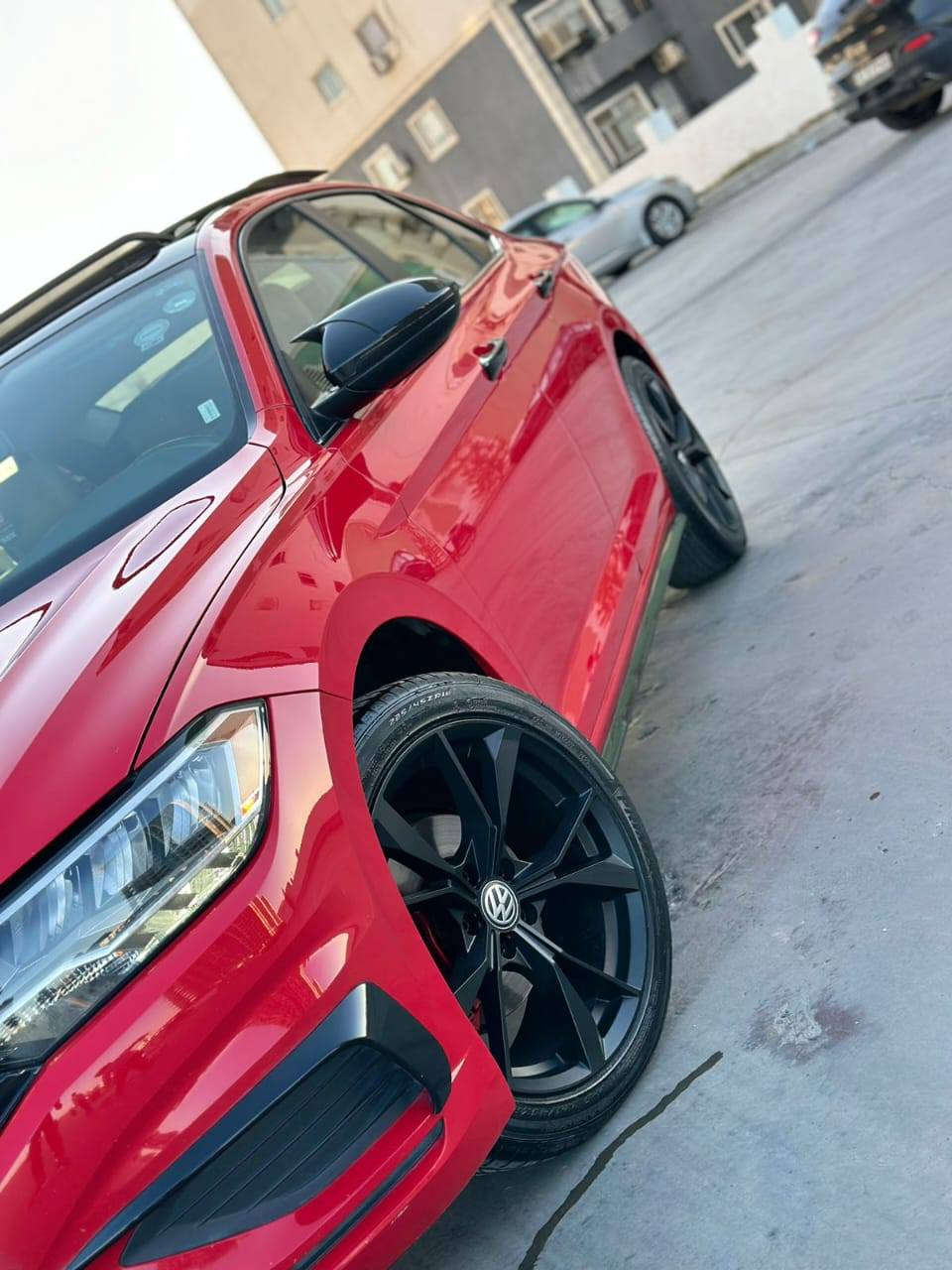 JETTA SE  2019
فول مواصفات
‏87m ماشيه
رقم انكليزي 
‏‎محرك 1400 TURBO 
‏‎كير اوتو 8 نمر 
‏‎وضعيات القيادة ( سبورت - نورمال - ايكو - عادي )
- بانوراما
- بصمة تشغيل
- بصمة ابواب 
- تحكم بالجامات والبانوراما عن بعد
- رادار امامي عدد 2
- رادار خلفي
- رادار جانبي
- مانع تصادم خلفي امامي
- اوتو ستارت - ستوب
- مثبت سرعة 
- نظام ترحيب
- توقف ذاتي 
- هاندبريك بصمة
- منظومة زنون بلادي
- ماسحات اوتو للامطار
- سستم سماعات BEATS 
- كشنات جلد عسلي 
- تدفئة كشنات
- تدفئة ستيرن
- تدفئة مري
- اضائة LED اوتو ليلى نهاري
- بك لايت LED متعدد الثيمات
- كامرة خلفية
- سترين حرف D
- فول تحكمات ستيرن
 
⭕️وصرف البانزين لتفويله تمشيك  730 كيلو

⛔️بدون ضرر زاوية الدعامية فقط
‏‎بي بارد اثر ملاحضات
*********** 
‏‎
