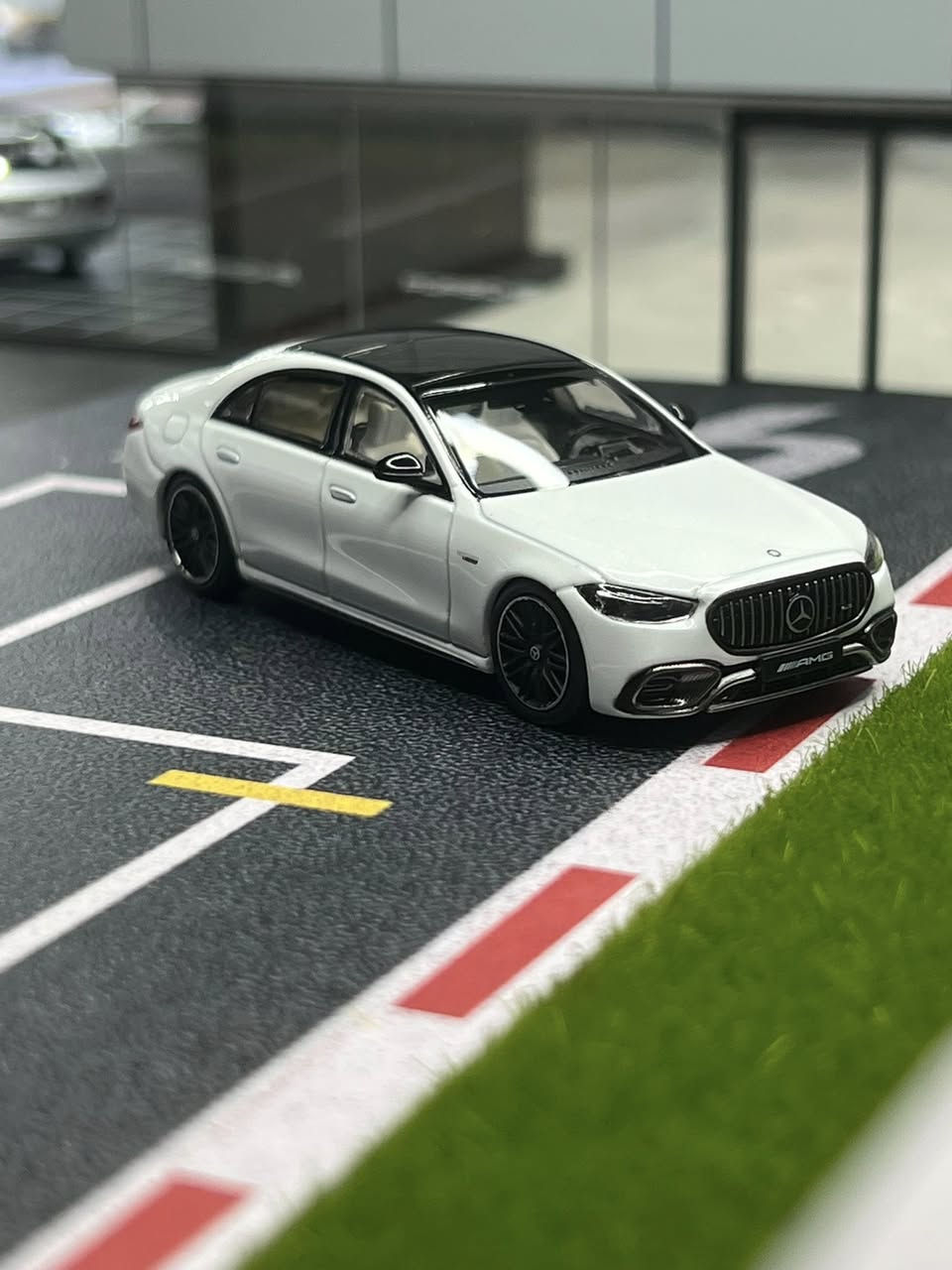 إنضمام إلى مجموعتي ⌚️ مرسيدس AMG  ومعرض بورشا 📽️
من شركه موست ريل  المرسيدس 

حجم 1/64 

انتاج محدود 250 من اصل 1000 قطعة حول العالم 🌏


**إذا كنت صاحب هذا الإعلان وتريد حذفه لأي سبب، رجاءا أرسل رسالة إلى الدعم الفني**