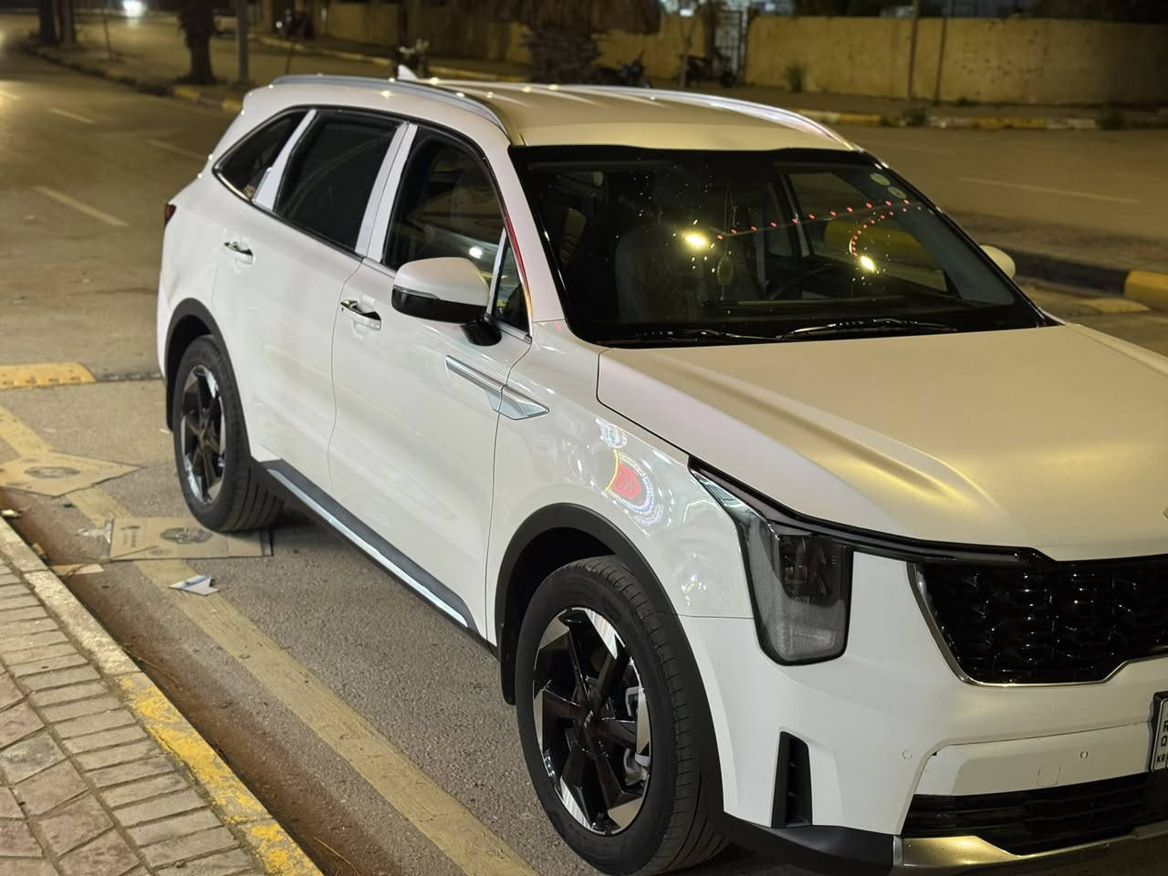 للبيع او مراوس حسب القناعة 
سورنتو 2024  6 سلندر اربيل باسمي مكفولة كفالة عامة من كلشي ماشية 61،000 خاضعة للضمان
زيرو على ايدي مطلعها من الشركة السيارة بعدها بوضع الزيرو و استخدام شخصي 
مواصفات ستندر تحكم كشنات شاشة ديجتال كبيرة تحكمات فول ستيرن كير ماوس شفتات ستيرن حساس امامي خلفي اضاءة داخلية 7 اللوان درايڤ مود كشنات اصل مخمل مغلفهن جلد اصلي سيارة وبعد هواي مواصفات السيارة مغلفة فابلون للحماية 
السعر 305  وبيها مجال بسيط
مكانها واسط النعمانية للاستفسار


**إذا كنت صاحب هذا الإعلان وتريد حذفه لأي سبب، رجاءا أرسل رسالة إلى الدعم الفني**