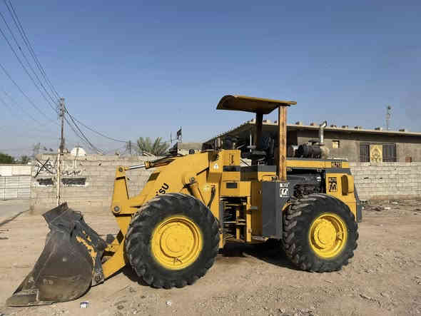 أسلام وعليكم شفل للبيع كوماتسو حجم60موديل91رقم بغداد الشفل خير من الله دفع رفع  ما نقصه اي شي سجين جديده العنوان قرب مدينت بسمايه (السعر 100)(***********)
