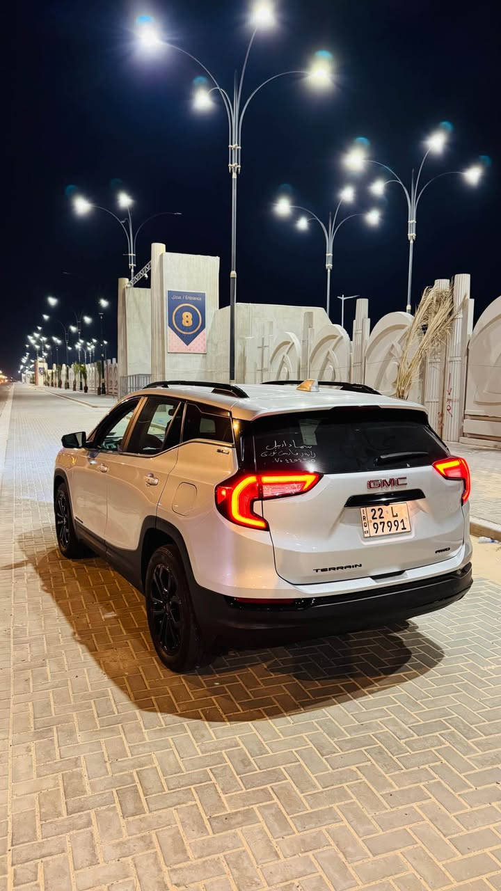 سلام عليكم للبيع جمسي تيران وارد كندي كفاله عامه فقط الدعاميه مواصفات بلاك توب رقم اربيل تريد تحويل تريد وكاله باسم شركه  بعدها بلهزه جاهزه السياره من كلشي حداديه تخم تاير تبريد تدفئه كامله من كلشي العنوان بصره السعر 188 للاستفسار *********** البصرة, العراق
