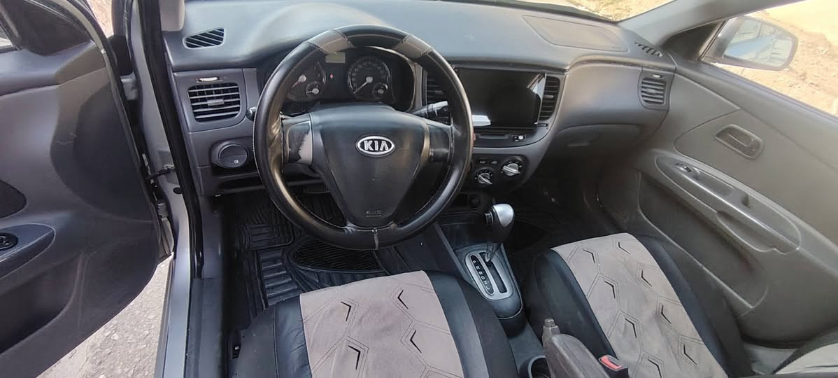 كيا ريو مديل 2008 محرك 1600 رقم إنبار تحويل بلموصل مكان السياره موصل صبغ اقل من قطعه السعر 83 وبيها مجال الشراي يتصل ***********
