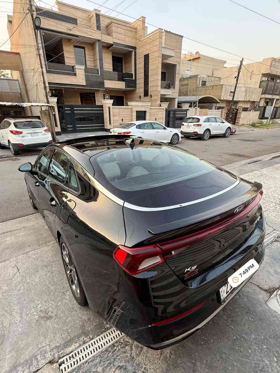 السلام وعليكم
للبيع k5 Ex 2021 فول مواصفات
لون اسود 
ماشية٧٦٠٠٠ميل
رقم سليمانية الجديد
محرك 1600تيربو

المواصفات:
- بصمة تشغيل
- تشغيل عن بعد
- شحن هاتف لاسلكي
- قيادة ذاتية على الخطوط السريعة
- هندبريك بصمة
- سقف أسود بانوراما
- مثبت سرعة
- مرايا قلاب عند الرجوع
- نظام صوت Bose
- حساس إطارات
- بك لايت لد
- شاشة كبيرة كار بلي
- كامرة دوارة 
-قطعتين تبريد 
-تبريد مناخين منفصل
-حساسات خلفية
- كشنات حار وبارد
- شاشة أعطال
- ويل كروم لونين
- رادارات جانبية
- مراقبة النقطة العمياء
- جنطة ذكية عند الاقتراب مع ترحيب
- إشارات بالمرايا
- كشنات جلد أبيض ملكي
-بطاين بوب صاج 
-انارة محيطية
- كراسي أمامية كهربائية
- لايتات عدسات زنون
-لدات امامية
- أنظمة قيادة Eco / Sport / Smart / Normal
- تحكم كامل بالستيرن
- كير أوتو وعادي
- أوتو بريك
-دشبول صاج
-منافذ طاقة
-منافذ USB
-سبير منازل

السيارة جاهزة بدون نقص 
محرك كير كفالة تبريد ثلج
السيارة بيهة صبغ فقط بنيد 
بدون ايرباك ودواخل شرط الفحص
اي استفسار تعال خاص او اتصل 
***********
عنوان بغداد حي الخضراء

