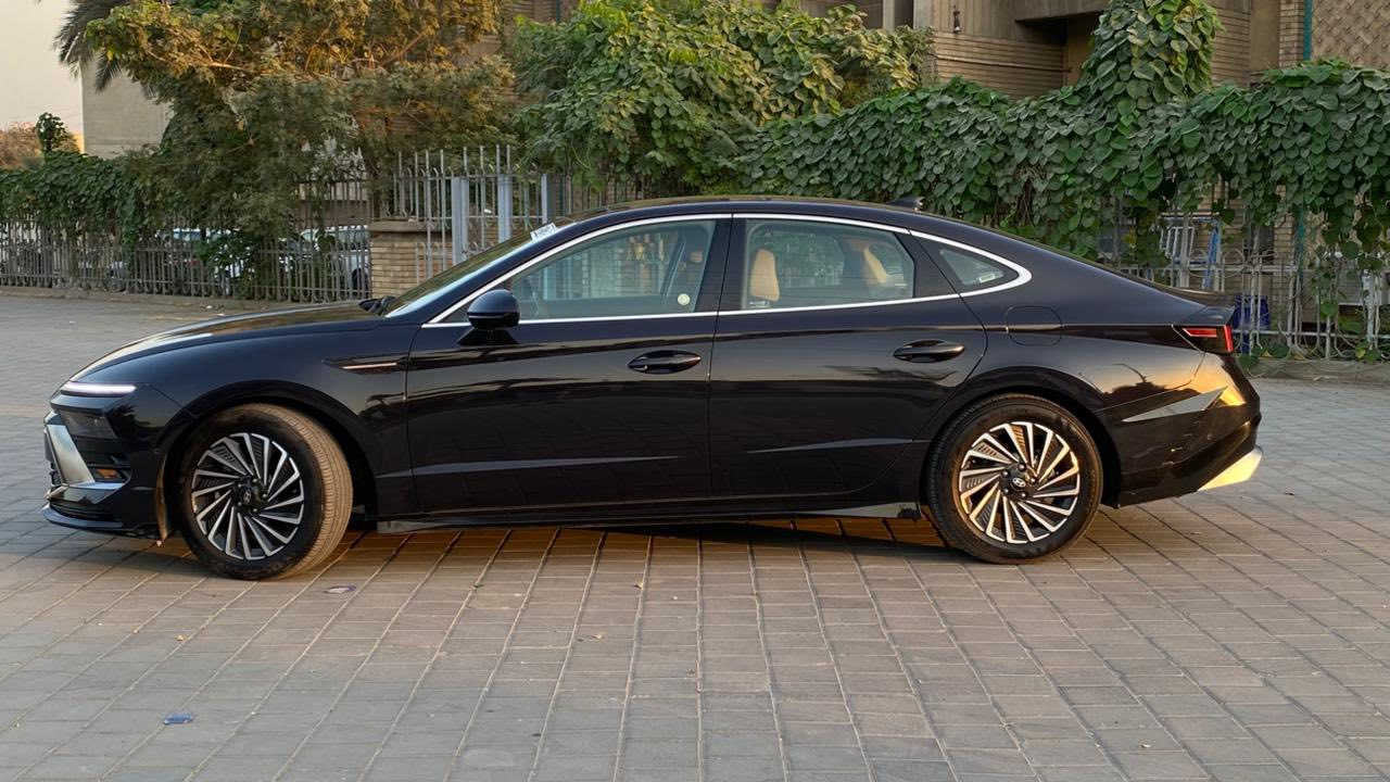 سلام عليكم
سوناتا لمتد ٢٠٢٤ هايبرد

لمتد يعني اعلى فئه فول مواصفات ماشيه ٢٥ الف كيلو

حادثها مثل ما واضح بالصور تبدل بيها بوب ثنين وصبغ جاملغات ثنين

ايرباك برده فقط

مرقم بغداد

متواجده بشارع فلسطين 

تواصل خاص او وتس اب

***********
