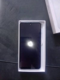أيفون 17 pro صيني صيني  السعر 100 وتوصيل مجاني  07771428966