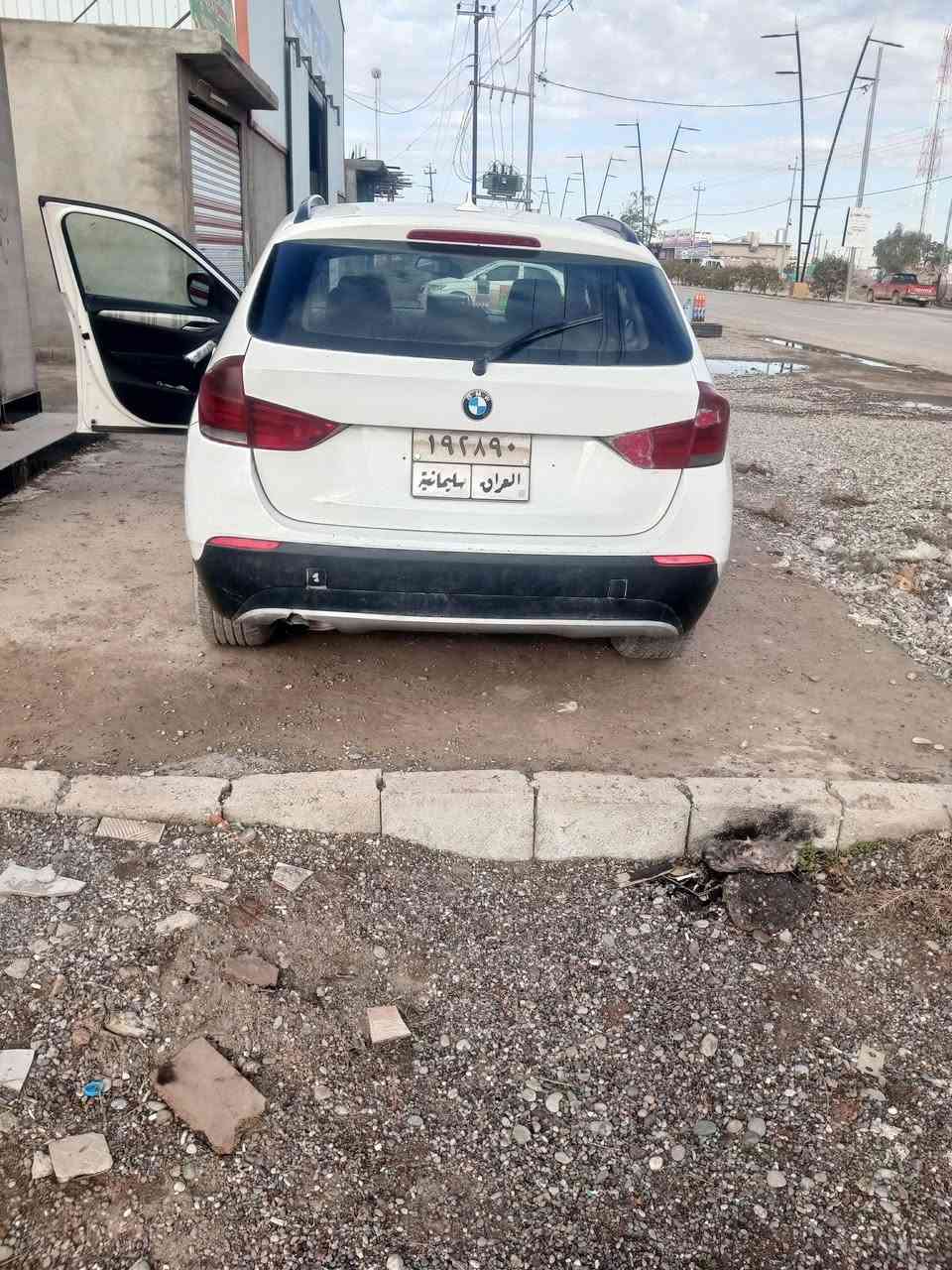 بي ام دبليو موديل 11
محرك مليكة جديد شرط 
الكير شرط
التبريد ثلج 
تدفئة 
شرط التحويل 
السنوية صاقطة 
السعر 90 اوبيه مجال 
صاحب السيارة ***********
مكلف بل نشر 
الفحص موجد بل منشو
