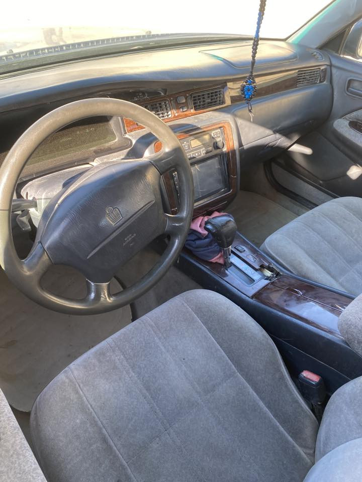 السلام وعليكم راس اثور كفاله كص ونقل جثه سياره بيه ضربه بل جاملغ الخلفي كهربائي كله شغله تبريد ثلج سياره حلوه بل 78وبيه مجال ***********
