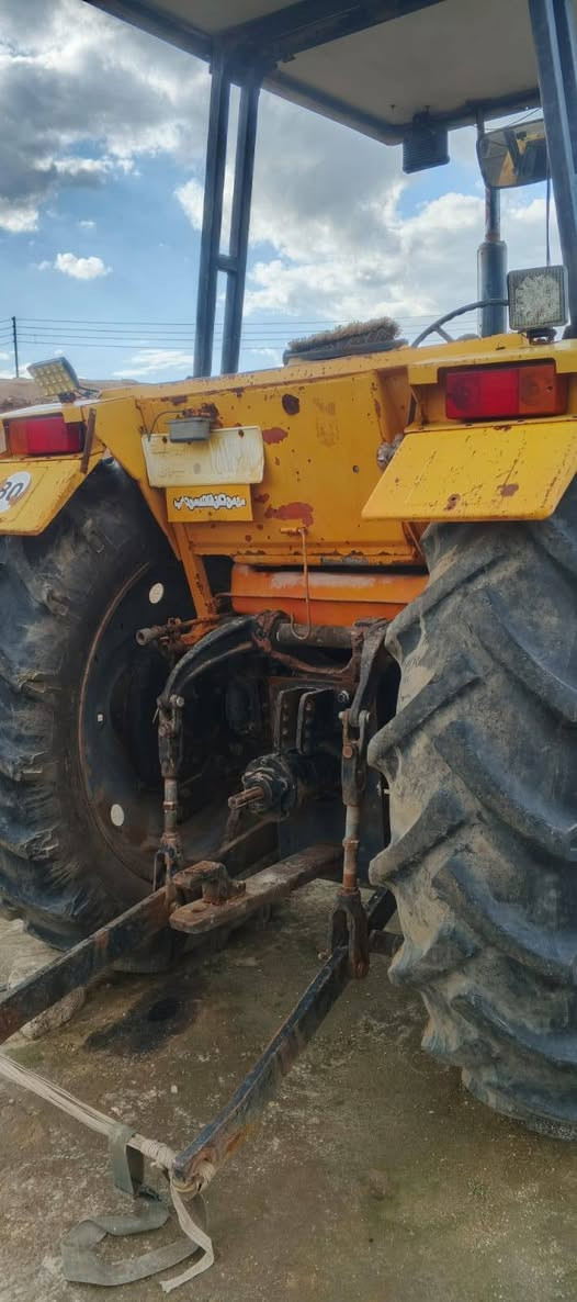 للبيع تركتر روسي موديل 2000 رقم نينوى محرك گير اكسل هيدروليك بشرط تايرات جدد***********
الخاص مفتوح
