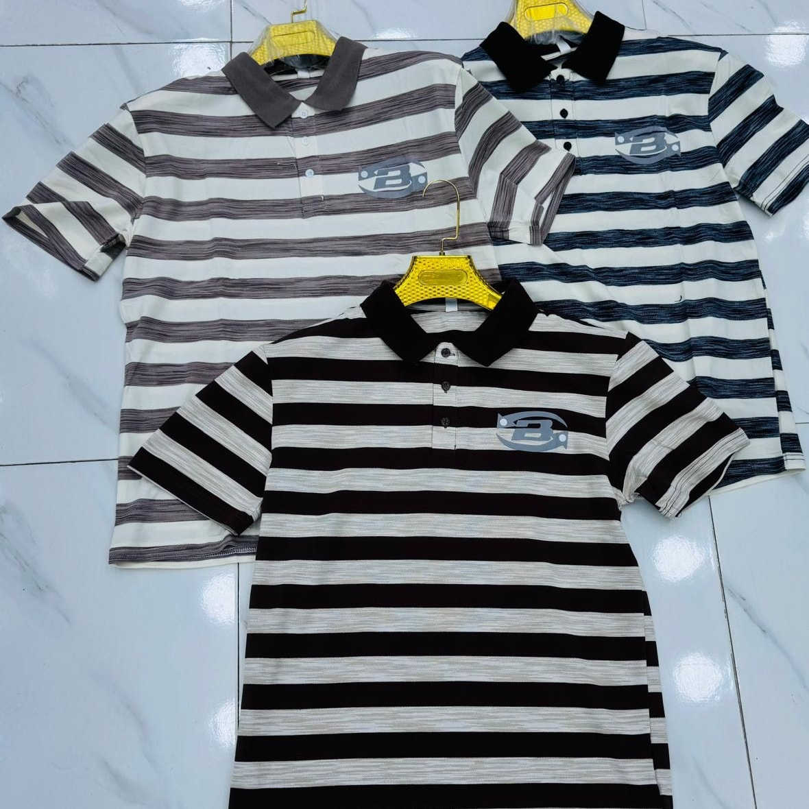 🌙✨ بمناسبة حلول شهر الخير والبركة ✨🌙
رمضان كريم عليكم وعلى أحبابكم 🤍
🔥 وصل الجديد من القمصان الرجالية الكاجوال 🔥
ستايلات مرتبة وأنيقة تناسب طلعات رمضان والسهرات 👕
✔️ خامة مريحة وخفيفة للصيام والجو
✔️ ألوان عصرية وموديلات شبابية
✔️ قياسات متوفرة للجميع
🌟 خلي إطلالتك برمضان غير ومميزة 🌟
📦 توصيل سريع لكل المناطق
📩 للحجز والاستفسار ع الصفحه


**إذا كنت صاحب هذا الإعلان وتريد حذفه لأي سبب، رجاءا أرسل رسالة إلى الدعم الفني**