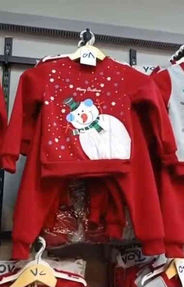 تراك اطفال كرسمس بناتي ولادي ماركة يويو التركيه
خامه قطن 💯 كوالتي مكفول شتائي
الدرزن 12 قطعه
يلبس كروبين 
1. الى  5 سنوات  سعر الدرزن 65 الف
5 الى. 9 سنوات سعر الدرزن. 68 الف

جمله فقط اقل حجز درزن

مخزن ثاني  🛑🛑 حجز واتساب فقط ***********
