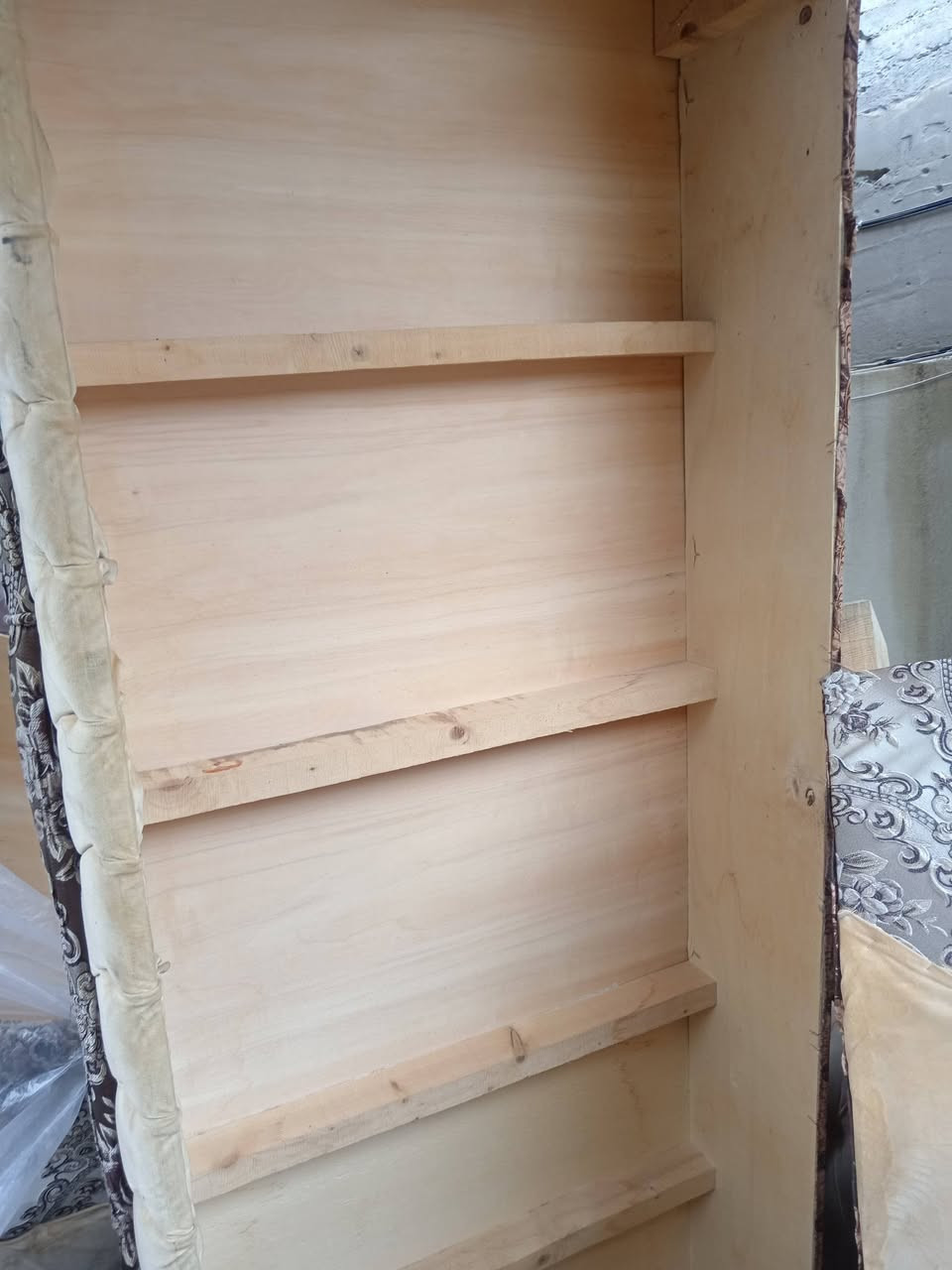 ديوان خشب عراقي بلوك زاويتين 10 امتار السعر 275- الشراي يتصل ***********-*********** وادي حجر
