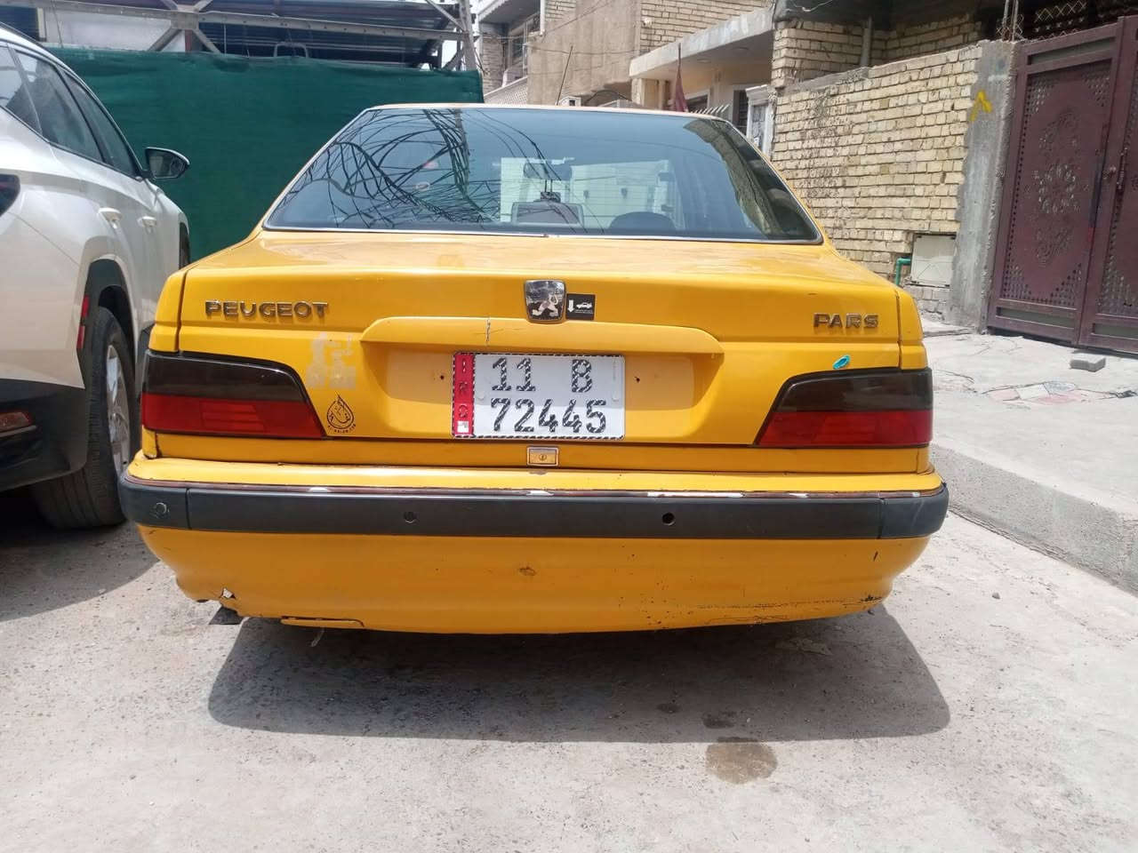بيجو بارص موديل  2012
كير مكينة خير من الله 
تبريد شغال. ثلج  شاشة  داخلها جديدة
 مصفرة هيئة غرامات بسمي. رقم انكليزي
رايدها   👈 35   وبيها مجال  قليل  رقمي   ***********
