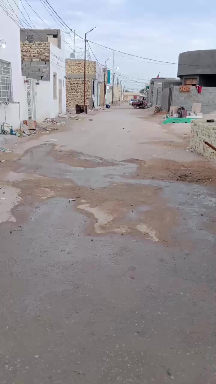 بيت للبيع 200 م زراعي بناء جديد درجة أولى خدمات كاملة ***********
