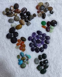 ٩٠قطعه من الاحجار الكريمه ابيع شلعه وحده ب١٠٠ اشكال الاحجار الكريمه ال...