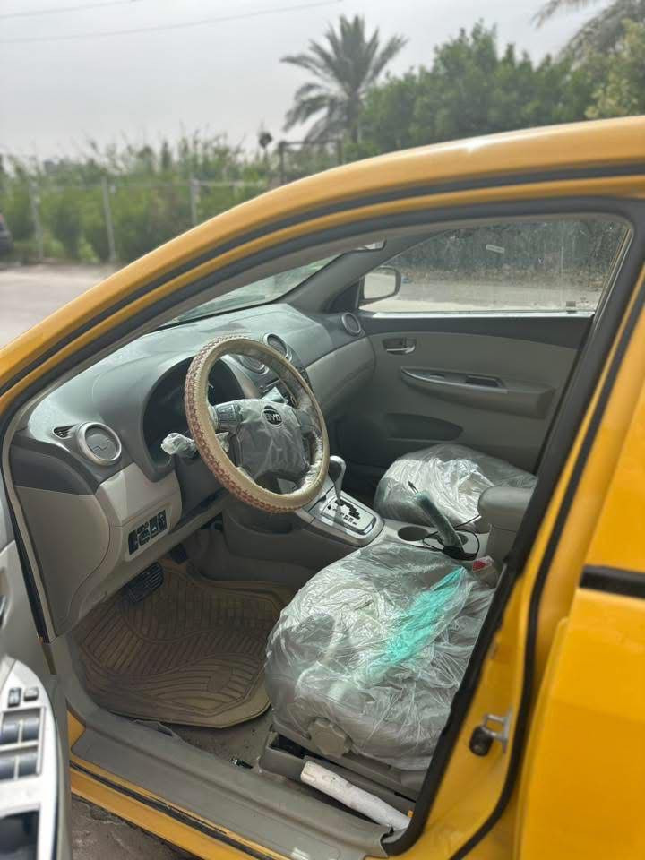 السلام عليكم سياره بي واي دي موديل  2016 للبيع بدون حادث كير بشرط محرك بيهه خيط بخار كلش خفيف 
تبريد تدفئه 
رقم او سنويه جديد بسمي شرط تحويل مكان سياره ديالى خانقين *********** 
السعر 55 بيهه مجال بسيط
