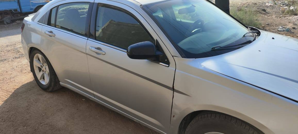 السلام عليكم
للبيع  كلايسلر سبرينگ موديل 2010 رقم أربيل 
مكاني بابل 
الگير مبدل مال گصه 
ويحتاجلها بعد ترتيبات بالحدادية الخلفية 
السعر 65 ورقة وبيها مجال بسيط للشراي 
متواجد مسنجر 
ورقم الهاتف ***********
