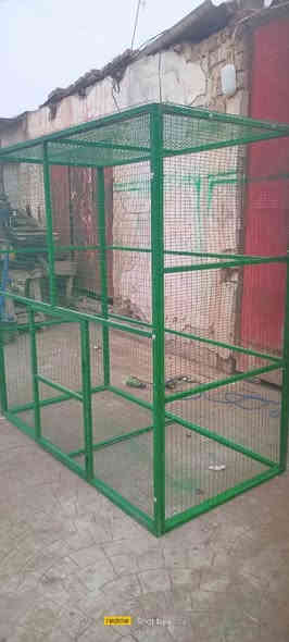 قفص للبيع حديد مغلون قياس 1 انج 2 ملم ثقيل
مصبوغ لون اخضر 
تصميم على شكل خانات يتفصخ
قياس
 عرض 1 متر  
ارتفاع 2 متر 
طول 2 متر 
*********** 
قضاء بلد
