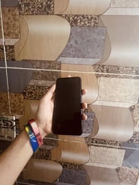 آيفون ١١ برو ماكس • ٢٥٦ • مبدل شاشة وبطارية