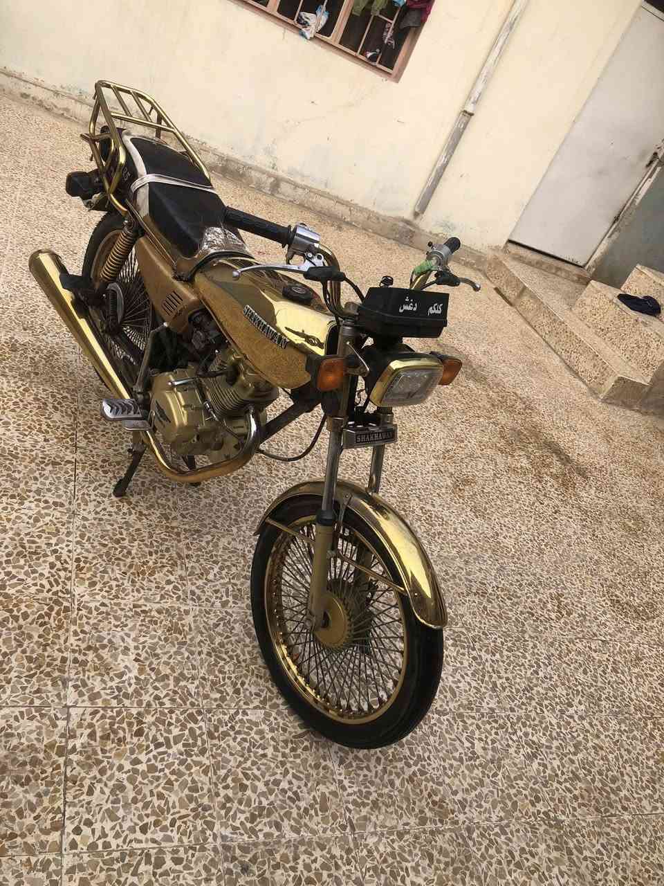 السلام عليكن ماطور للبيع ايراني وايرمنيه كلها شغاله نكره هندر ماطور جاهز تواير جدد السعر 400 وبي مجال مكاني ايمن ***********
***********
