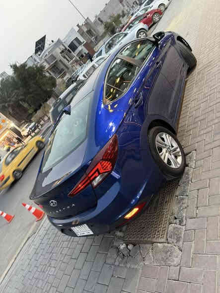 السلام عليكم ورحمة وبركاته (للبيع)موديل 2020 وارد امريكي مكينه 2000 دوش كير محمور ايتي كير مكينه مكفولات ماشيه 100  مواصفات رادار امامي وجانبي وطريق مسار شاشه كبيره كامره دواره حادثها جاملغ وبنيد مبدلات وبيها تصليح بل لغد وهنا بيها الصندوك صبغ وسونار بل منشور سعرها مناسب 122 ورقه بيها مجال بسيط مكاني بغداد حي البنوك الأستفسار *********** اخوان لحد يعلق تعليك محلو ارفعو المنشور بكلمه طيبه
