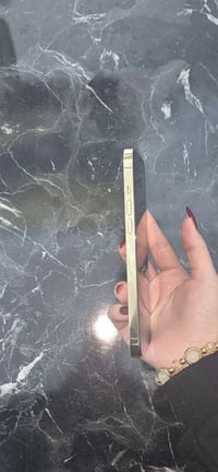 ١٢بروً ماكس كل لفاصيل بل صور ٢٥٦ و بطاريه ٧٤ نضيف ل اطار مالته وفقط مب...