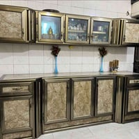 1.كاونتر مع ملحق المنيوم تفصال تكمه خمس ابواب نظيف الله شاهد وكلش معتن...