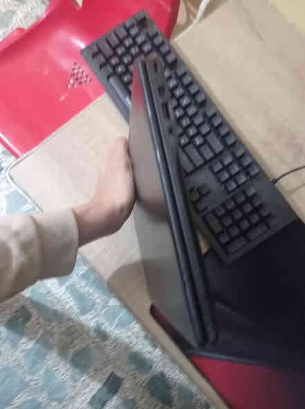 لابتوب ديل للبيع
💻 لابتوب بمواصفات قوية وجاهز لكل استخداماتك!
✨ أداء سريع وثابت لكل شغلك:

🔷 المعالج: Intel Core i7 الجيل الخامس ⚡
🔷 الرام: 8GB DDR4 💨
🔷 الهارد: SSD 256GB ⚙️
🔷 كرت الشاشة: Intel UHD Graphics داخلي 4GB 🎨
🔷 قياس الشاشة: 12.5 إنش 📺
🔷 النظام: Windows 10 Pro نسخة 64bit 🏆

🔷 لابتوب للالعاب الخفيفة والمتوسطة والتصفح 🎮

🔶ملاحظة بي كسر بسيط كلش وما مأثر عليه ابد 

🔷 المكان/ بغداد مدينة الصدر الشماعية
🔷 للتواصل والاستفسار/ ***********
🔷 السعر: 200وبي مجال بسيط
