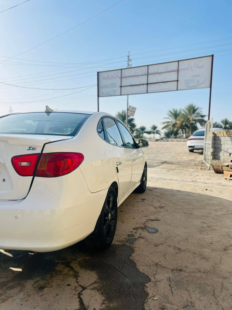 السلام عليكم افانتي للبيع موديل ٩ خليجي قطعه ونص صبغ بدون دواخل والباقي مكفول مكينه ١٦٠٠ شرط كير ومكينه وحداديه مكفوله تحكم وشفط مري السعر ١٠٥ وبيها مجال مكاني حله
***********
