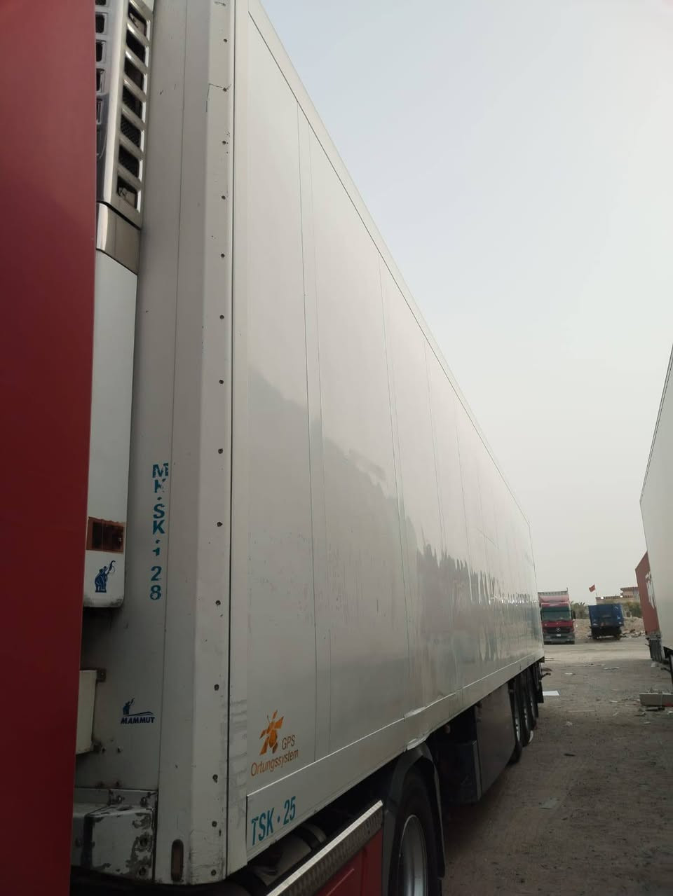 براد شمتز 2004 بيه دوسه ودفعه بدون فصل وربط بدون جهاز سعر 80 لمايشتري لايتصل بيه دوسه قويه ودفعه ***********
