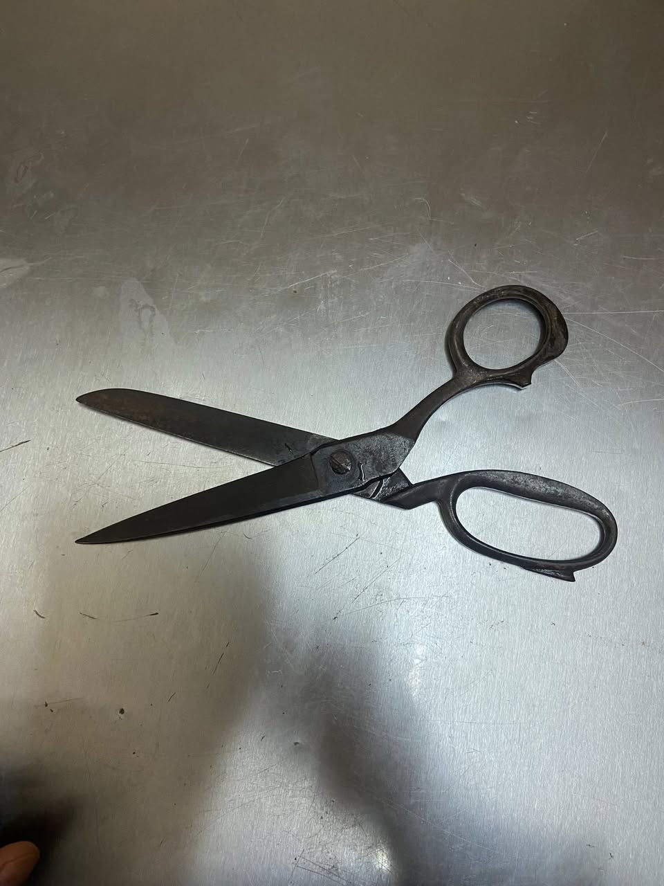 مقص قديم بي كتابه


**إذا كنت صاحب هذا الإعلان وتريد حذفه لأي سبب، رجاءا أرسل رسالة إلى الدعم الفني**