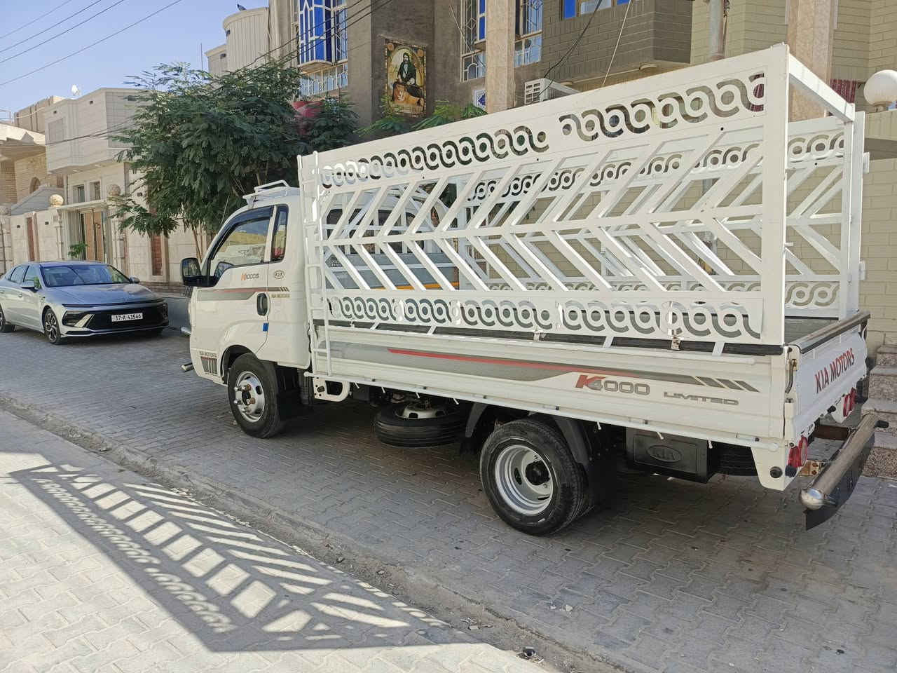 السلام عليكم كيه فحل للبيع مديل 2021  رقم السيارة قادسيه بسمي السيارة مكفوله كفاله عامه سنويه مجدده 2031 مكينه كير شاصي كفاله عامه سعر السيارة 160 وبيه مجال المكان السماوي قظاء الرميثه لستفسار هاذه رقمي ***********
