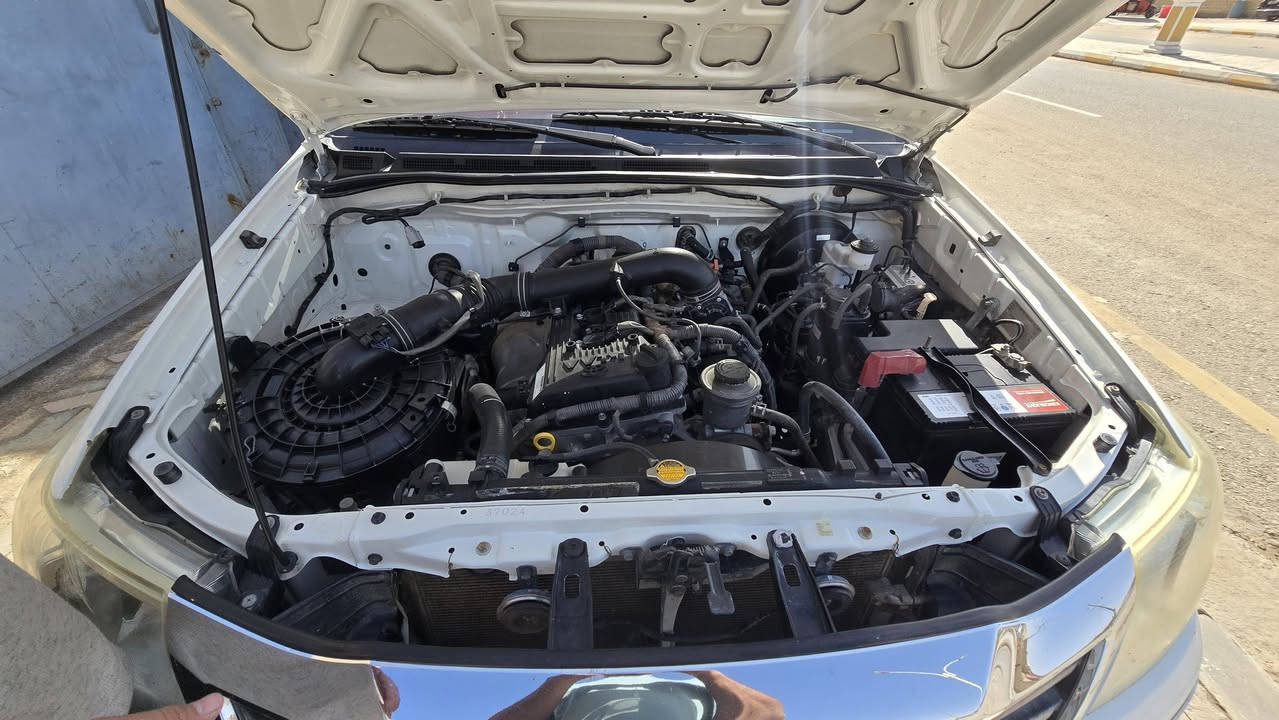 سلام عليكم
بيكم تيوته هايلوكس للبيع 

موديل 2014

للاستفسار فقط على خط

غير متواجد ع فيس 
***********
