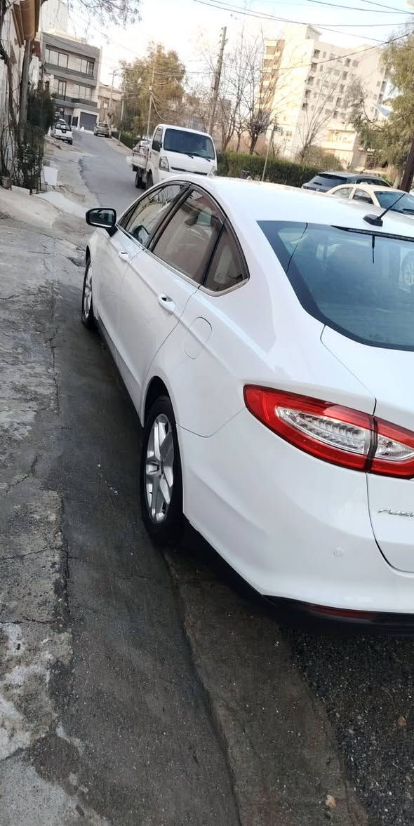 بە ناوی خوای گەورە
فۆرد فیوژن 2014 خلیجی نیڤا
مەکینە 2,5 بێ تۆربۆ مەڕغووب
سێ پارچەی پێشی بۆیاخە بێ ناو گرتن بێ ئێرباگ سارد و قوپاوی و شوختی نییه
ناو سپی گێڕ لە سەر سوکان سوکان ڤۆلیۆم تەحدید سورعە برێک بەسمە 
گێڕ و مەکینە بە شەرت بێ عەیب بێ کرانەوە تەقە و ڕەقەی نییه سەنەوی و تایەی تازەیە 
دینارێ مەسرووفی نییه
سەیارەکە هی مالی خۆمە هی مەعرەز نیە
سعری خوار بازار 
شوێن سلێمانی
*********** السليمانية, العراق
