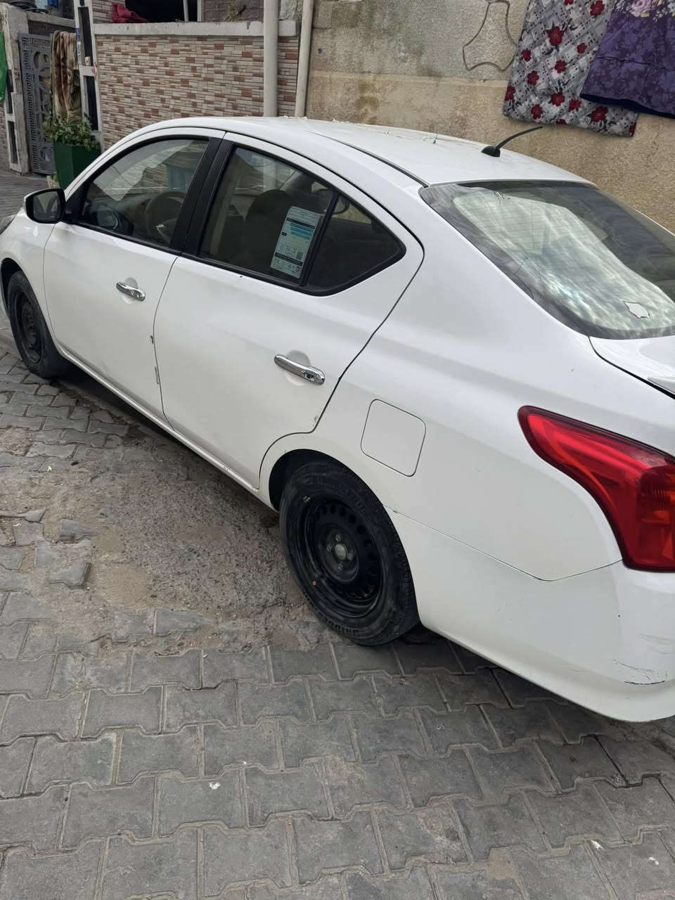 ‏ سلام عليكم سيارة ‏سني موديل ٢٣ مصري للبيع سعر ١٢رقم الهاتف***********￼￼
