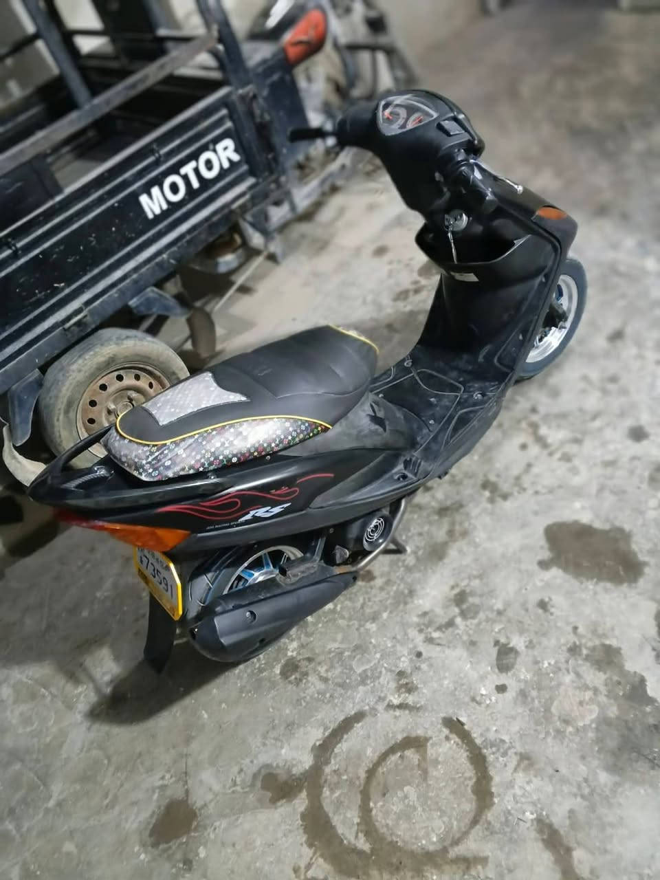 السلام عليكم درجة ماكس عدله
نضيفه مثل ما بل صوره دراجه ويلكب هنا ولتاير جيلاتين صارن 125وحيدهن 
بوشه 55شلعه تاكل الكاع ومعدله كلش حلو 
كشن اربع ولف
سبايدر كاربون فايبر 
حاضنه ماب تاير كاربون فايبر 
مكاني كربلاء حي الحر
رقمي ***********فقط وتساب
سعر 500
