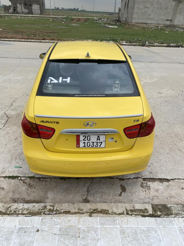 السلام عليكم
افانتي موديل 2009
رقم ديالى بسمي 
شرط التحويل بل موصل 
هزه ارقام سنويه كله جديد

محرك 1600 دكشن عالي محرك جديد قبل شهرين شديته ركبتها جديده

كير  قبل شهر شديته  كصه جديد 
صدر امامي خلفي جديد 
ويل كب 
باتري جديد 
نوزلات جدد + مسطره + بلكات + مجاول 
موصفات 
اربع دسك 
دبل قمبوره
تبريد وكالا  جديد
تحكمات ستيرن 
كيج ليزري 
تبريد بيانو  لمس
منظومة غاز 80 لتر 
سيتم سماعات فول 
لايتات زينول 
تبديل قطعتين 
تلقيطات معجون ماكو  فقط بس مكانتين أو ثلاثه 
مكان السياره موصل ايسر
السعر (((105)))وبيها مجال 
بيع فقط بدون مراوس
رقم بدون واتساب ***********  خاص ماكو
