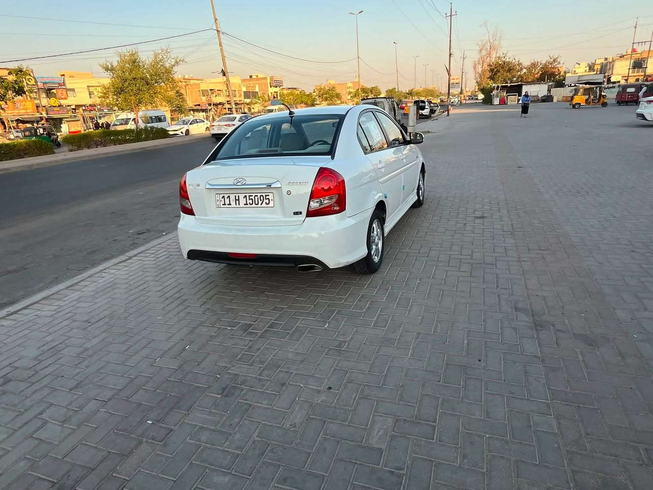 اكسنت ٢٠١١ خليجي دبدوب محرك ١٦٠٠  المرغوب 

سياره جاهزه رقم بغداد أنكليزي.  وهزه جديده. بسمي 

مكاني بغداد الكرخ حي الجهاد. 

السونار منشور ويه الصور 
 
78وبيها مجال بسيط حك الجيه. ***********
